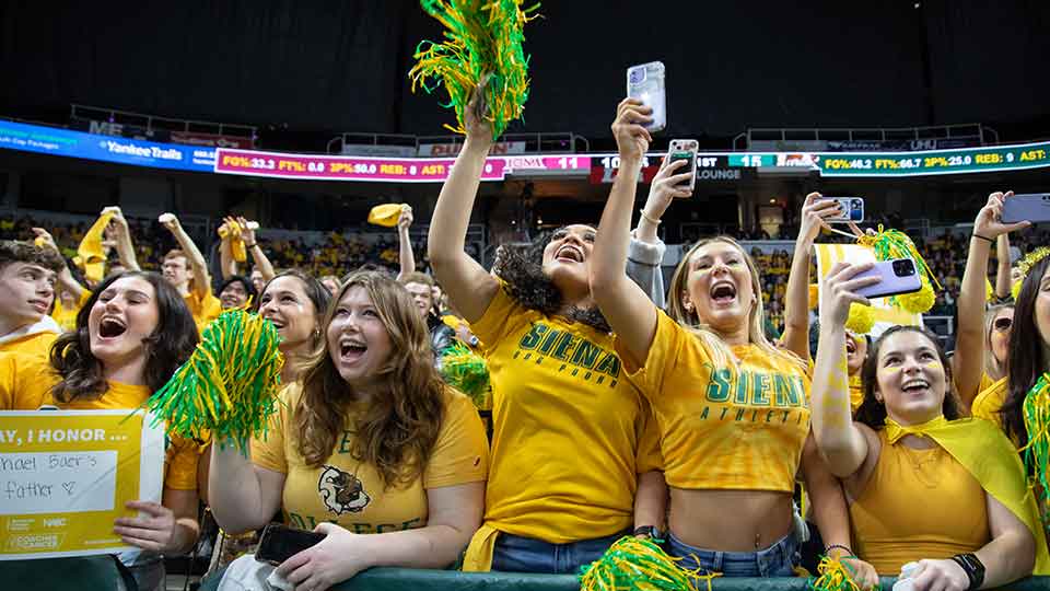 Gold Rush Basketball Game